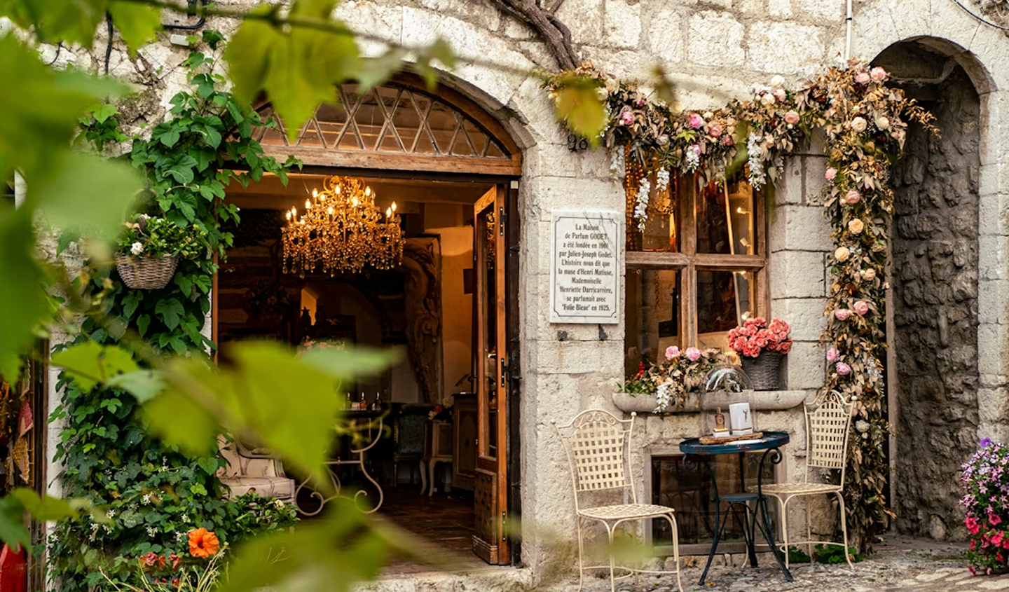 The Art of the Long Lunch: Why the French have it right